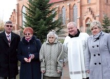 Ostatnia wizyta pani Cecylii w Janowcu Kościelnym w listopadzie 2012 r. i spotkanie z dawnymi wychowankami.