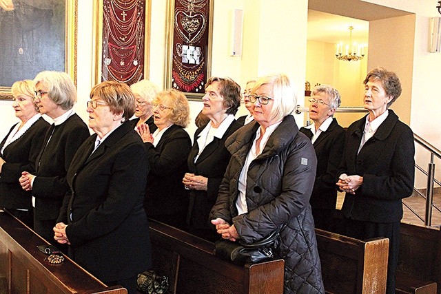 Wdowy konsekrowane naszej diecezji często można spotkać na modlitwie w sanktuarium Bożego Miłosierdzia.