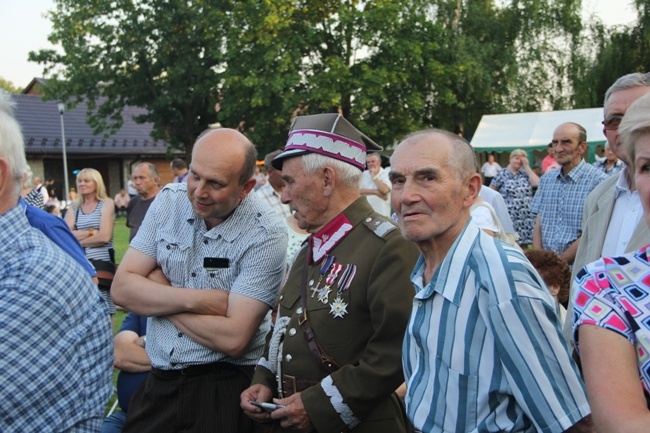 Ludowy festiwal w Iłży