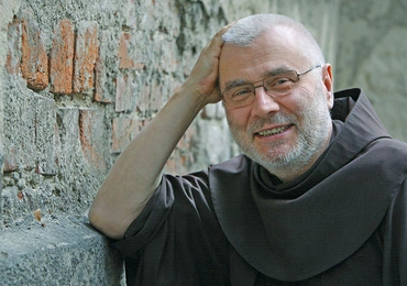 O. Rafał Kogut o Bożej miłości mówi z tak niezachwianą pewnością, że entuzjazm od razu się udziela.