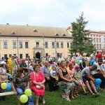 Piknik rodzinny pod Oknem Papieskim