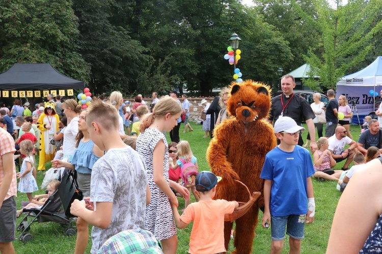 Piknik rodzinny pod Oknem Papieskim