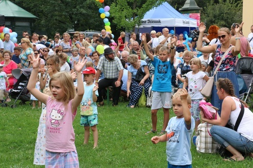 Piknik rodzinny pod Oknem Papieskim