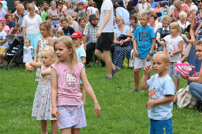 Piknik rodzinny pod Oknem Papieskim