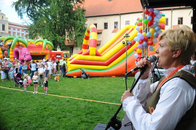 Piknik rodzinny pod Oknem Papieskim Cz. 2