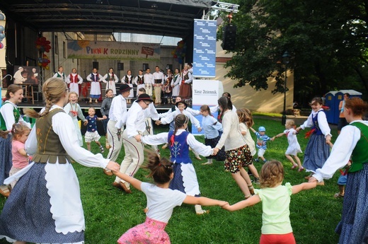 Piknik rodzinny pod Oknem Papieskim Cz. 2