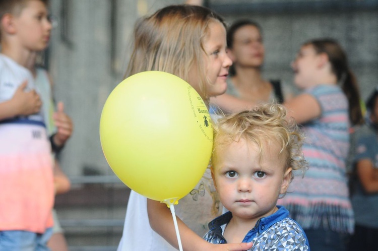 Piknik rodzinny pod Oknem Papieskim Cz. 2