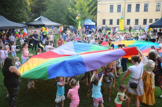 Piknik rodzinny pod Oknem Papieskim Cz. 2