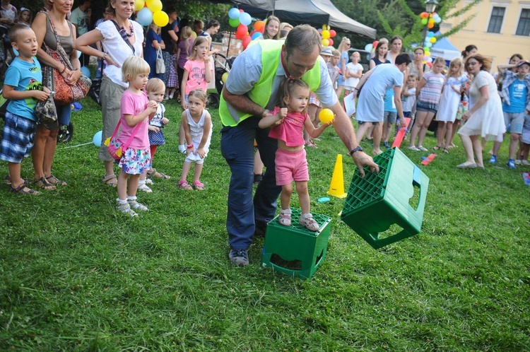 Piknik rodzinny pod Oknem Papieskim Cz. 2