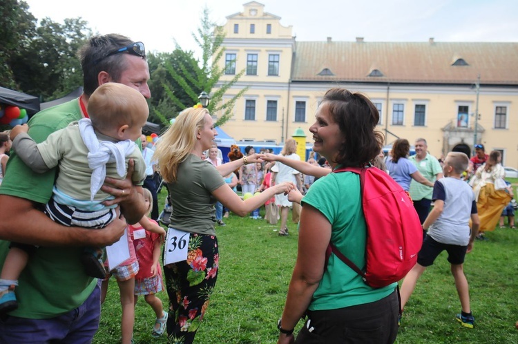 Piknik rodzinny pod Oknem Papieskim Cz. 2