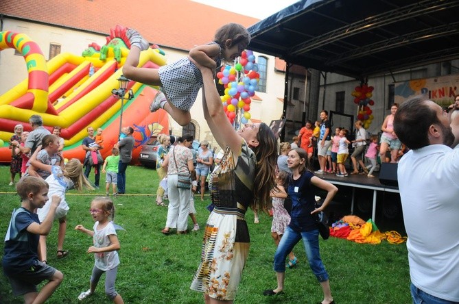 Piknik rodzinny pod Oknem Papieskim Cz. 2