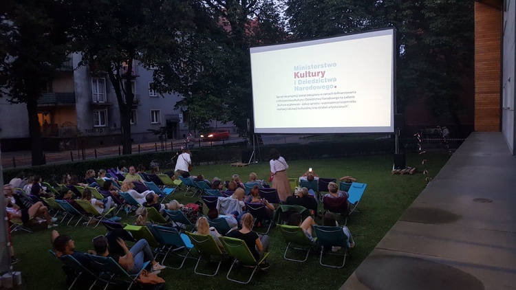 Letnie Kino Plenerowe w Tarnowskich Górach 