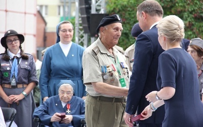 Prezydent odznaczył powstańców