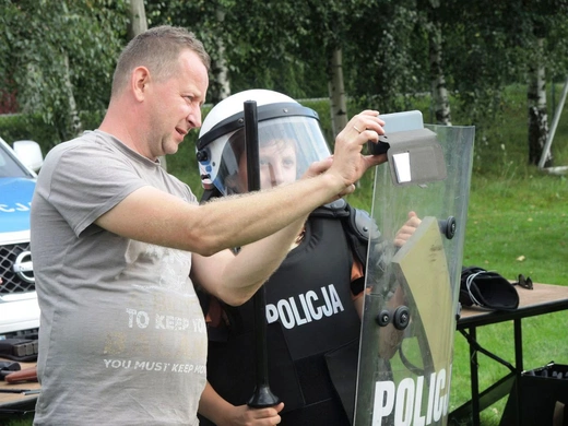 10. Biesiada fundacji "Krzyż Dziecka" w Pisarzowicach