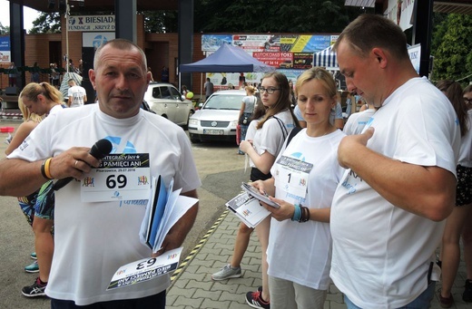 10. Biesiada fundacji "Krzyż Dziecka" w Pisarzowicach