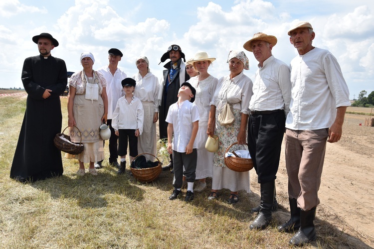 Piknik historyczny w Chojnowie