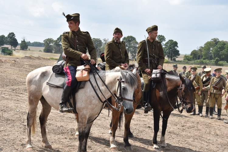 Piknik historyczny w Chojnowie