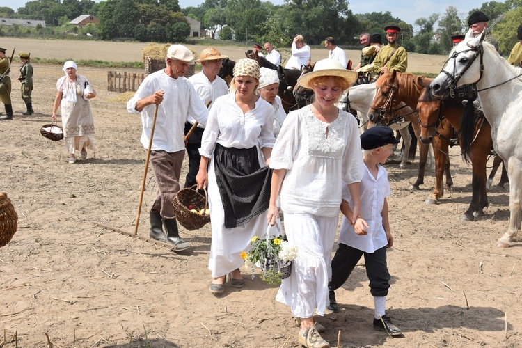 Piknik historyczny w Chojnowie