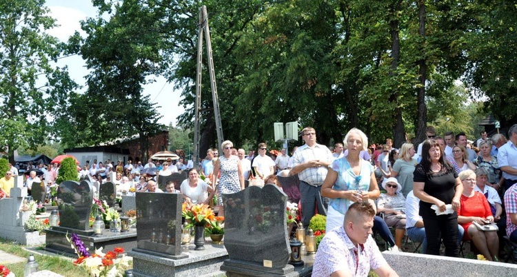 Prymas i biskupi w Oleśnie u św. Anny