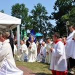 Prymas i biskupi w Oleśnie u św. Anny