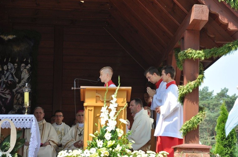 Prymas i biskupi w Oleśnie u św. Anny