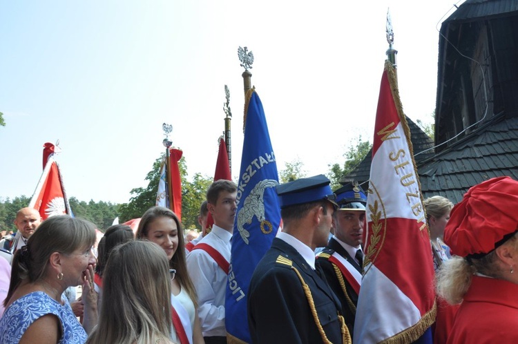 Prymas i biskupi w Oleśnie u św. Anny