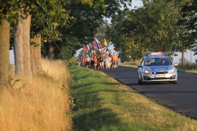 Zostawili Kostomłoty