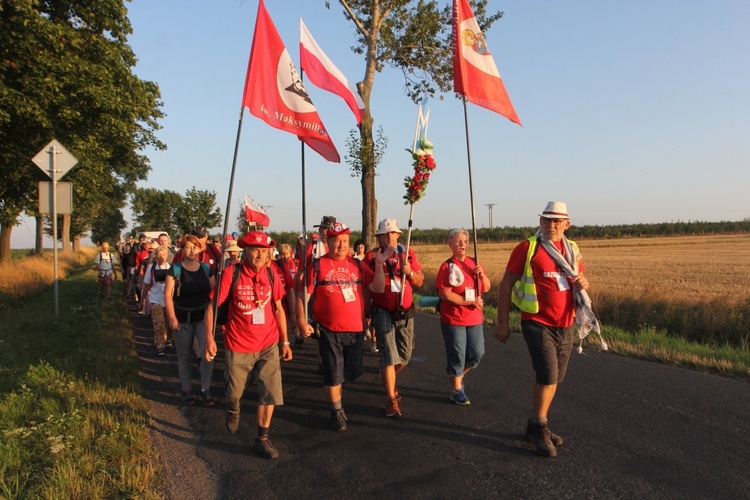 Zostawili Kostomłoty