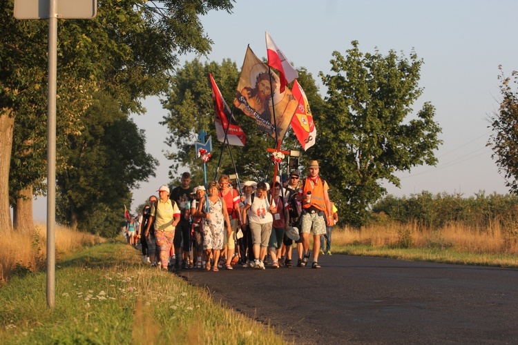 Zostawili Kostomłoty