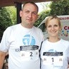 ▲	Lidia i Maciej Derbinowie – założyciele fundacji „Krzyż Dziecka” podczas 10. biesiady charytatywnej na rzecz fundacji.