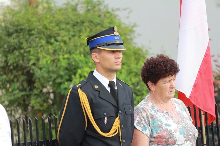 Obchody w Białej