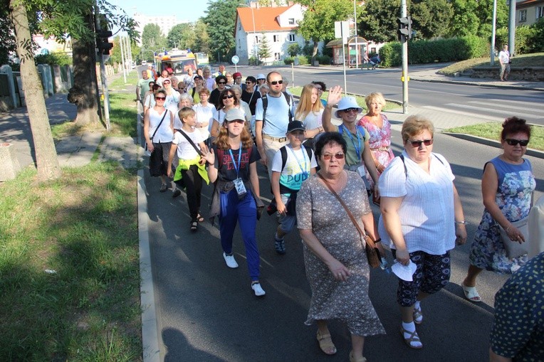 Pielgrzymi z Gorzowa wyruszyli na Jasną Górę