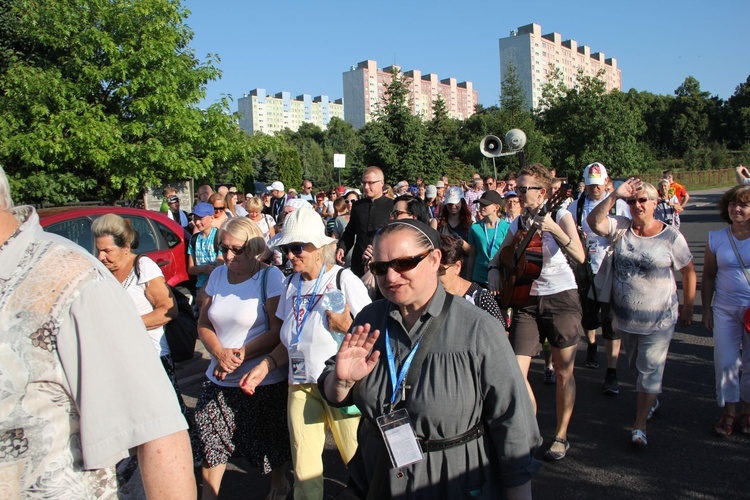 Pielgrzymi z Gorzowa wyruszyli na Jasną Górę