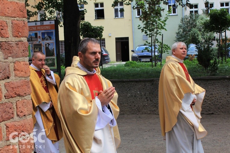 Instalacja nowego proboszcza w Ząbkowicach Śląskich