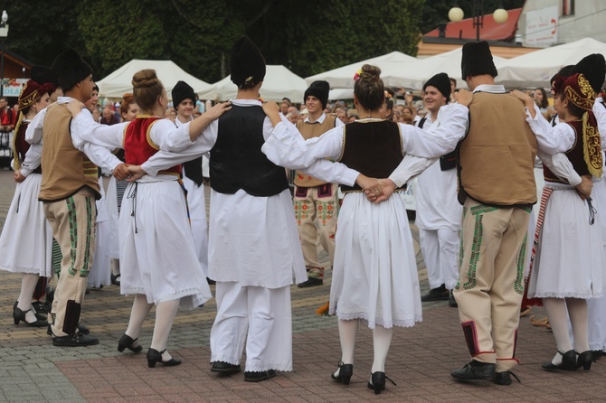 Korowód na rozpoczęcie 55. TKB w Wiśle -2018