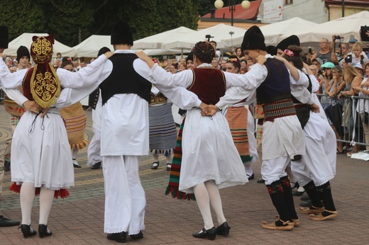 Korowód na rozpoczęcie 55. TKB w Wiśle -2018