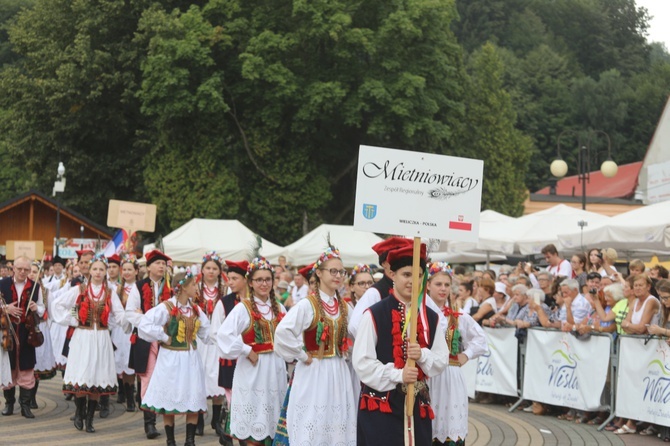 Korowód na rozpoczęcie 55. TKB w Wiśle -2018