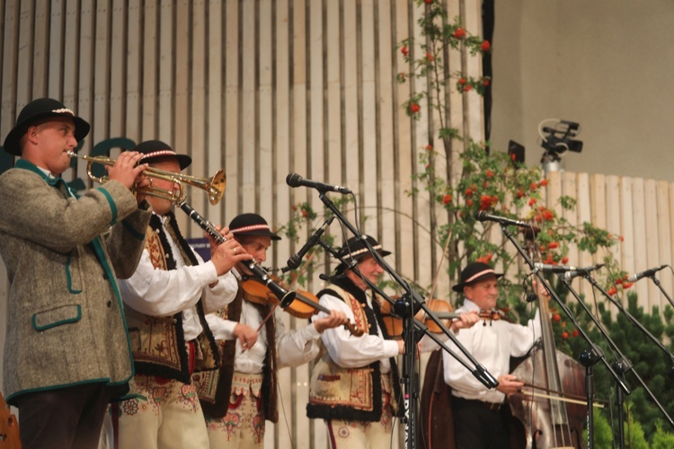 Koncert dudziarzy i gajdoszy na inauguracji 55. TKB w Żywcu - 2018