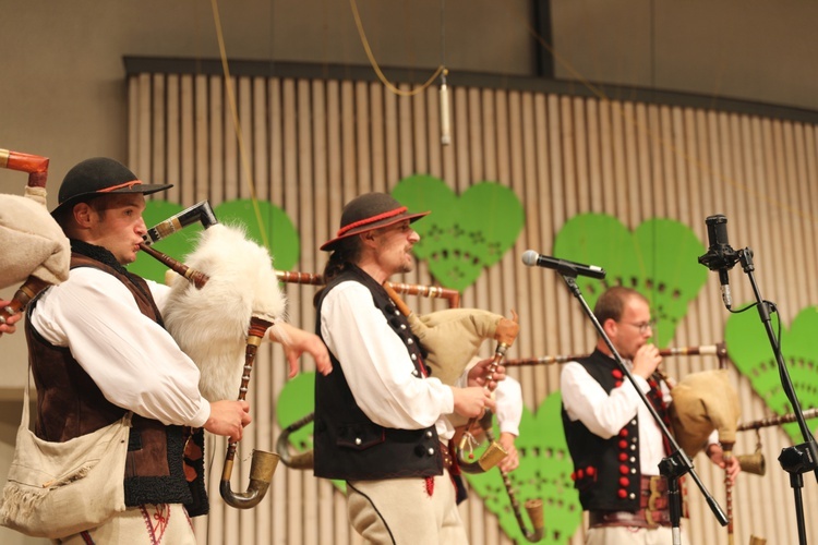 Koncert dudziarzy i gajdoszy na inauguracji 55. TKB w Żywcu - 2018