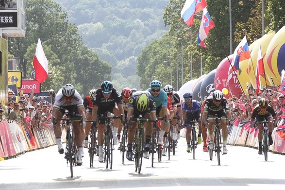 Michał Kwiatkowski w peletonie 75. Tour de Pologne