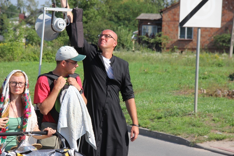 Pielgrzymka hipisów na Jasną Górę