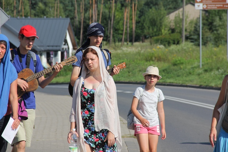 Pielgrzymka hipisów na Jasną Górę