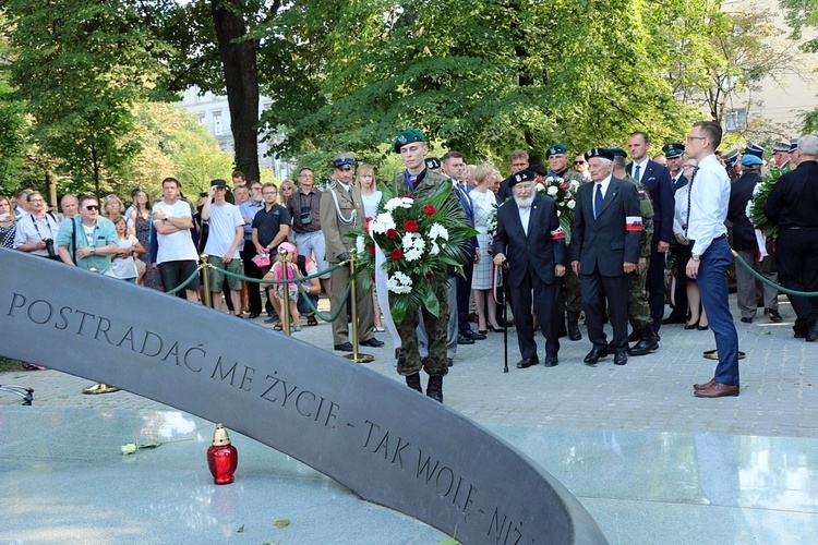 Wrocław uczcił pamięć o powstaniu warszawskim