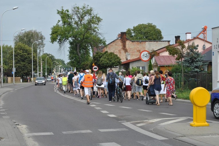Wyjście pielgrzymów z Chełma.