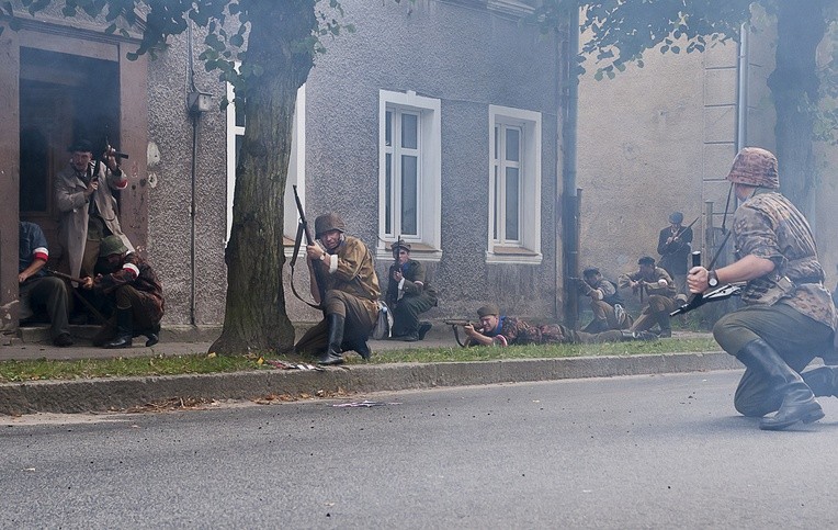 Inscenizacja w Sianowie cz.3