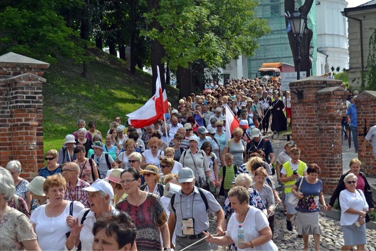 Bp Cisło przewodniczył Mszy św. rozesłania chełmskich pielgrzymów na Jasną Górę.