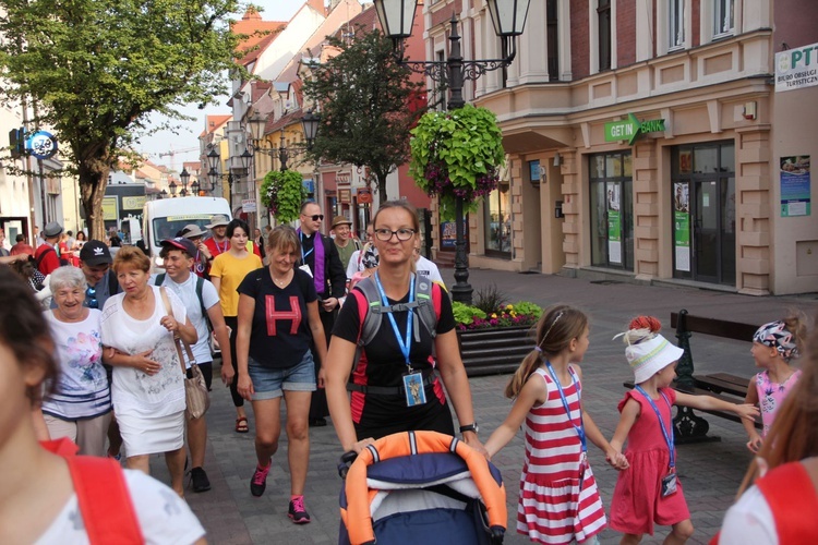 Ruszyła Piesza Pielgrzymka z Zielonej Góry na Jasną Górę