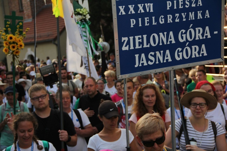 Ruszyła Piesza Pielgrzymka z Zielonej Góry na Jasną Górę