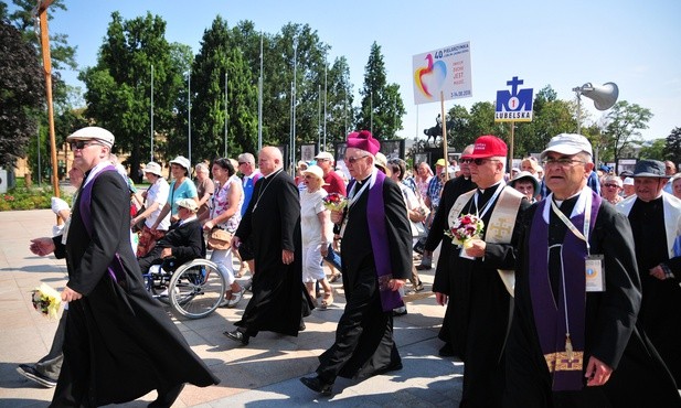 Dwa tysiące lubelskich pielgrzymów już w drodze