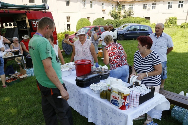 Droga do Przeworna i Apel Jasnogórski z modlitwą o powołania